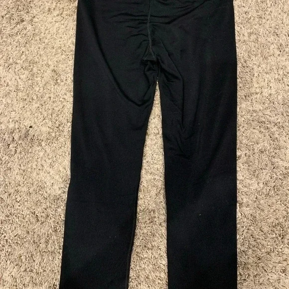 90 Degree Black crop leggings - Picture 4 of 5